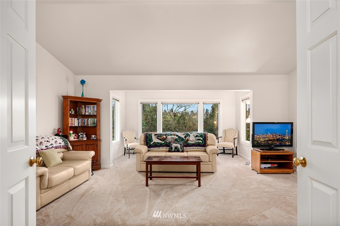 5 Diamond Ranch South Bellevue, WA 98004 - Photo 18 of 25 Gallery Image 18