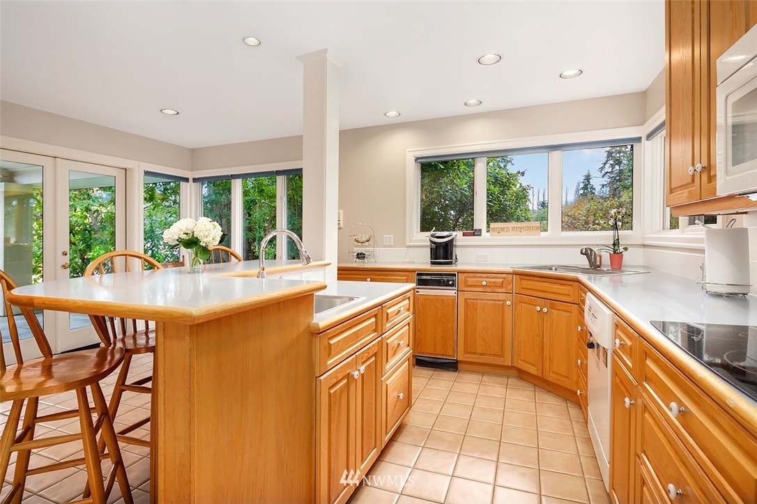 5 Diamond Ranch South Bellevue, WA 98004 - Photo 8 of 25 Gallery Image 8