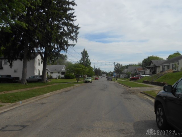 1202 Burt Street Springfield, OH 45505 - Photo 19 of 21 Gallery Image 19