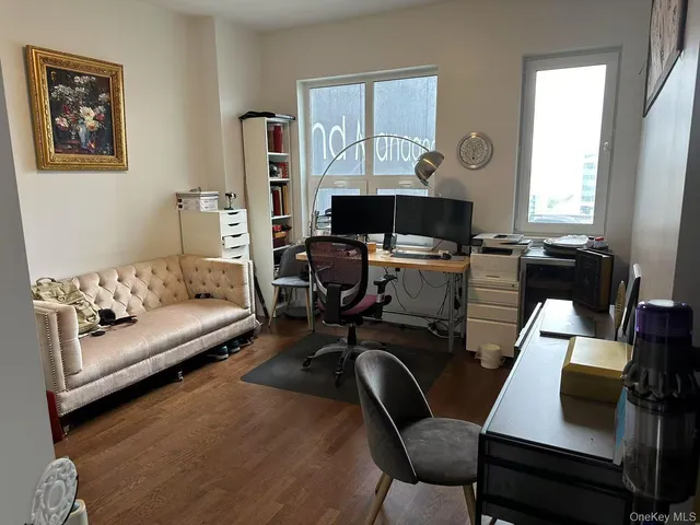 $6,495 | 27-17 42nd Road, Unit 15A | Long Island City