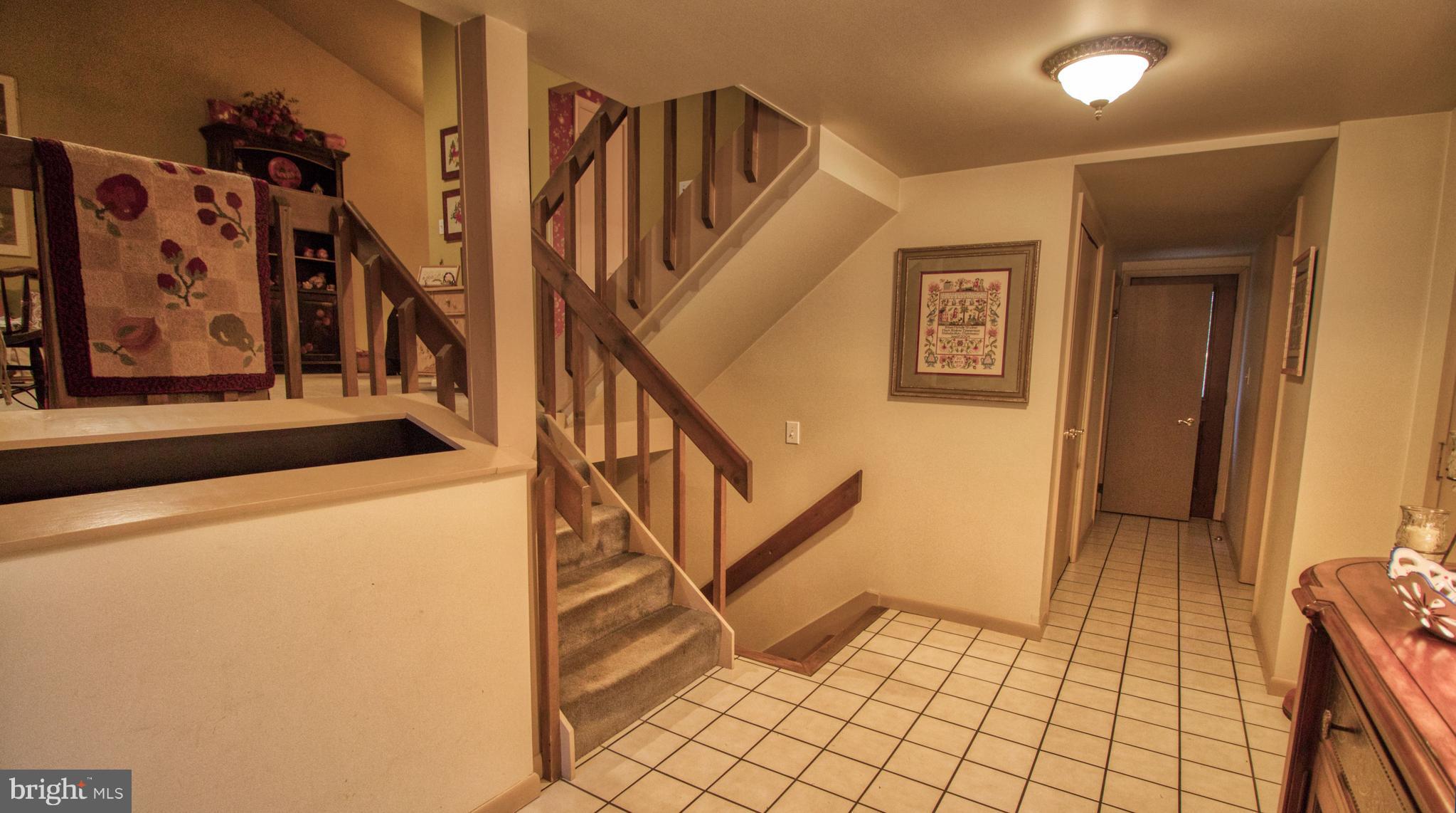 3848 Cloverfield Road Harrisburg, PA 17109 - Photo 14 of 27 Gallery Image 14