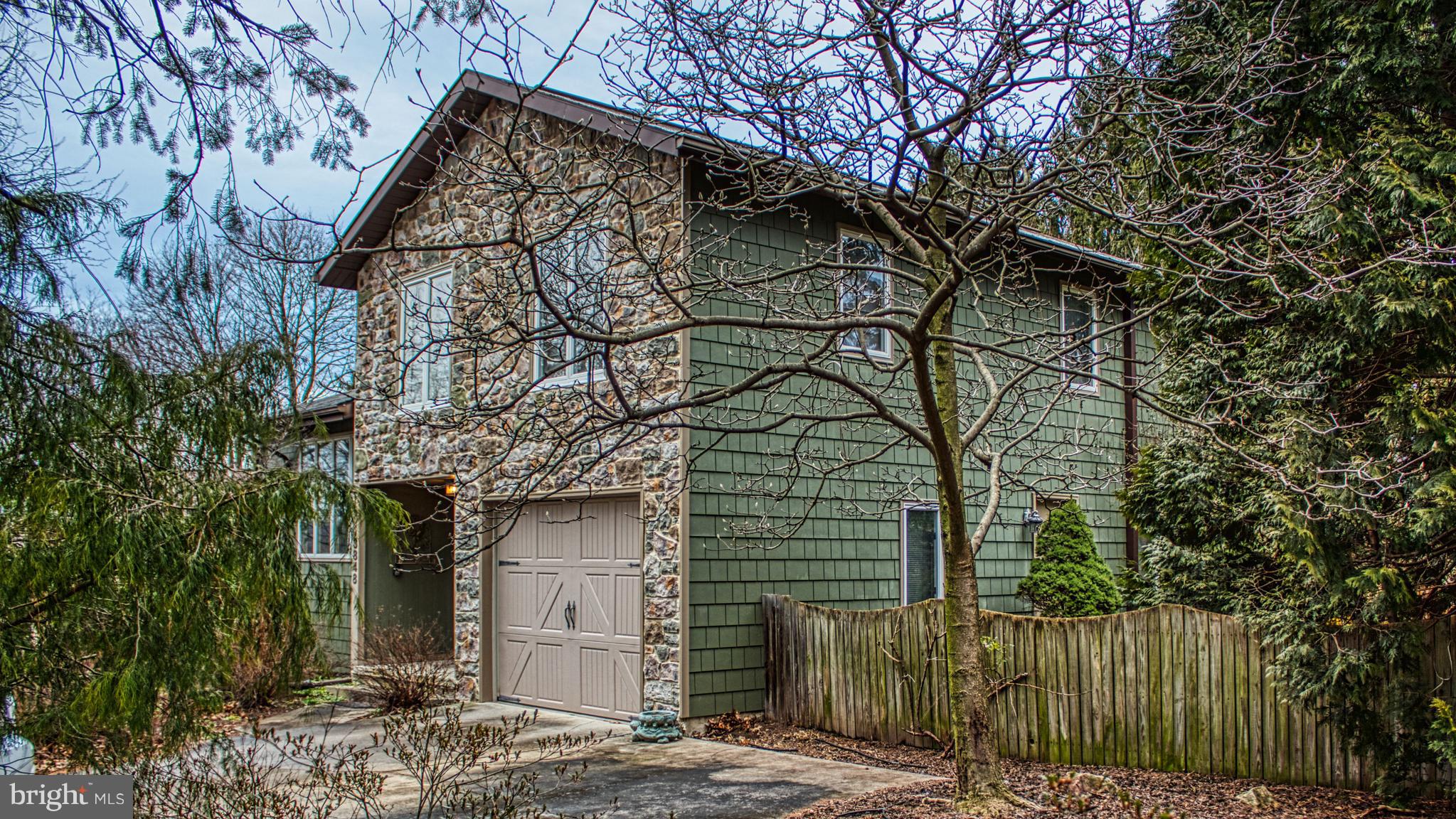 3848 Cloverfield Road Harrisburg, PA 17109 - Photo 3 of 27 Gallery Image 3
