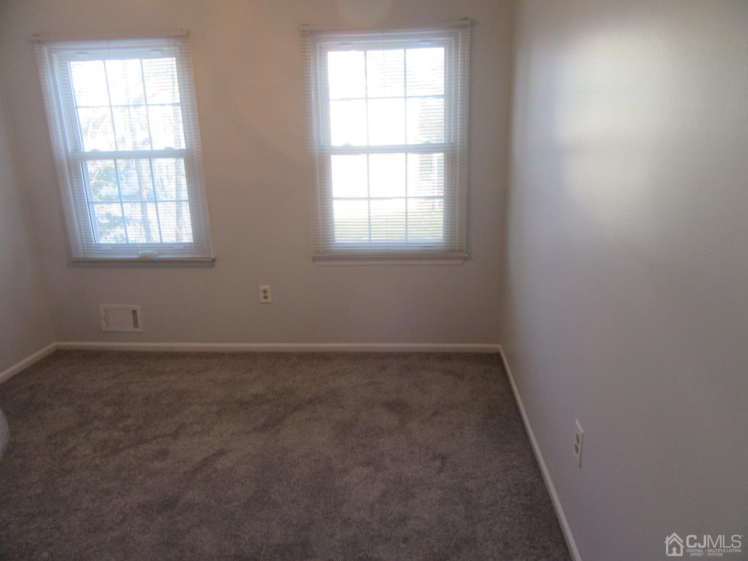 46 Oakland Road Old Bridge, NJ 08857 - Photo 12 of 14 Gallery Image 12