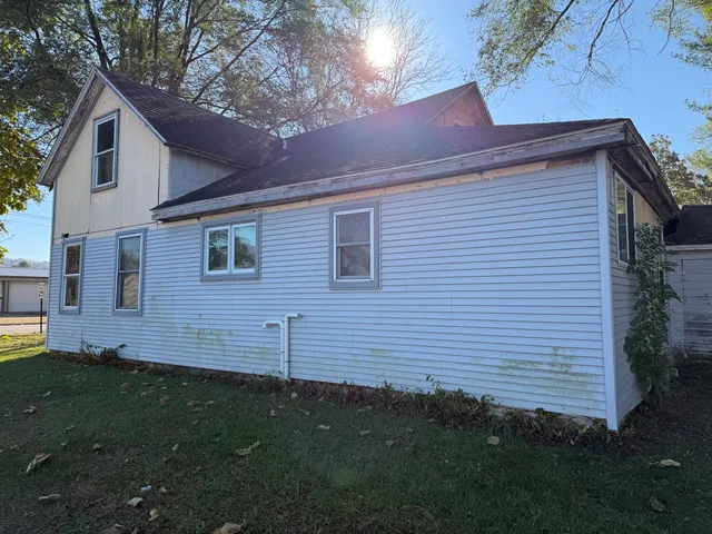 $90,900 | 400 Chestnut Street, Boscobel, WI 53805
