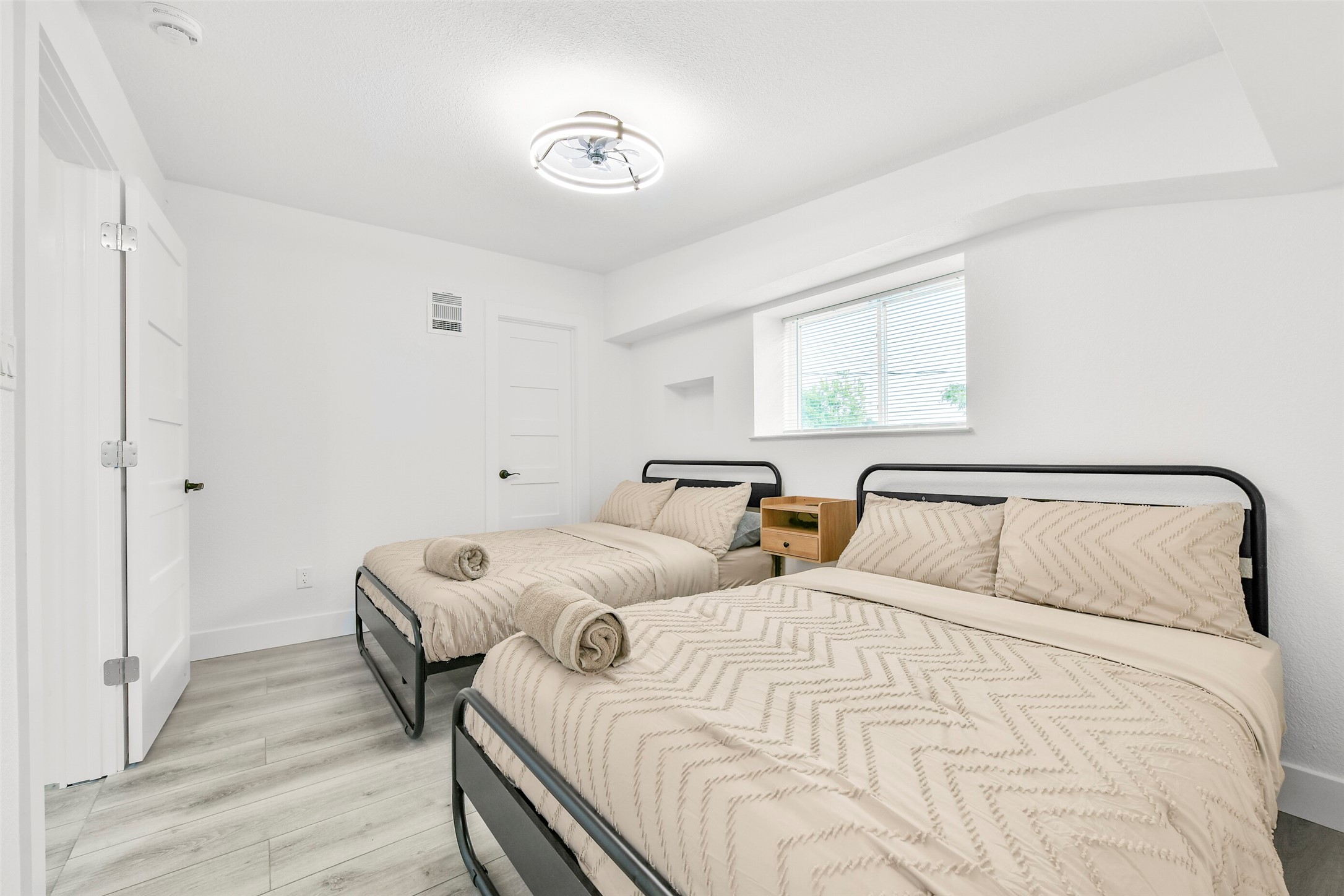 7103 Long Point Road, Unit D Houston, TX 77055 - Photo 14 of 17 Gallery Image 14