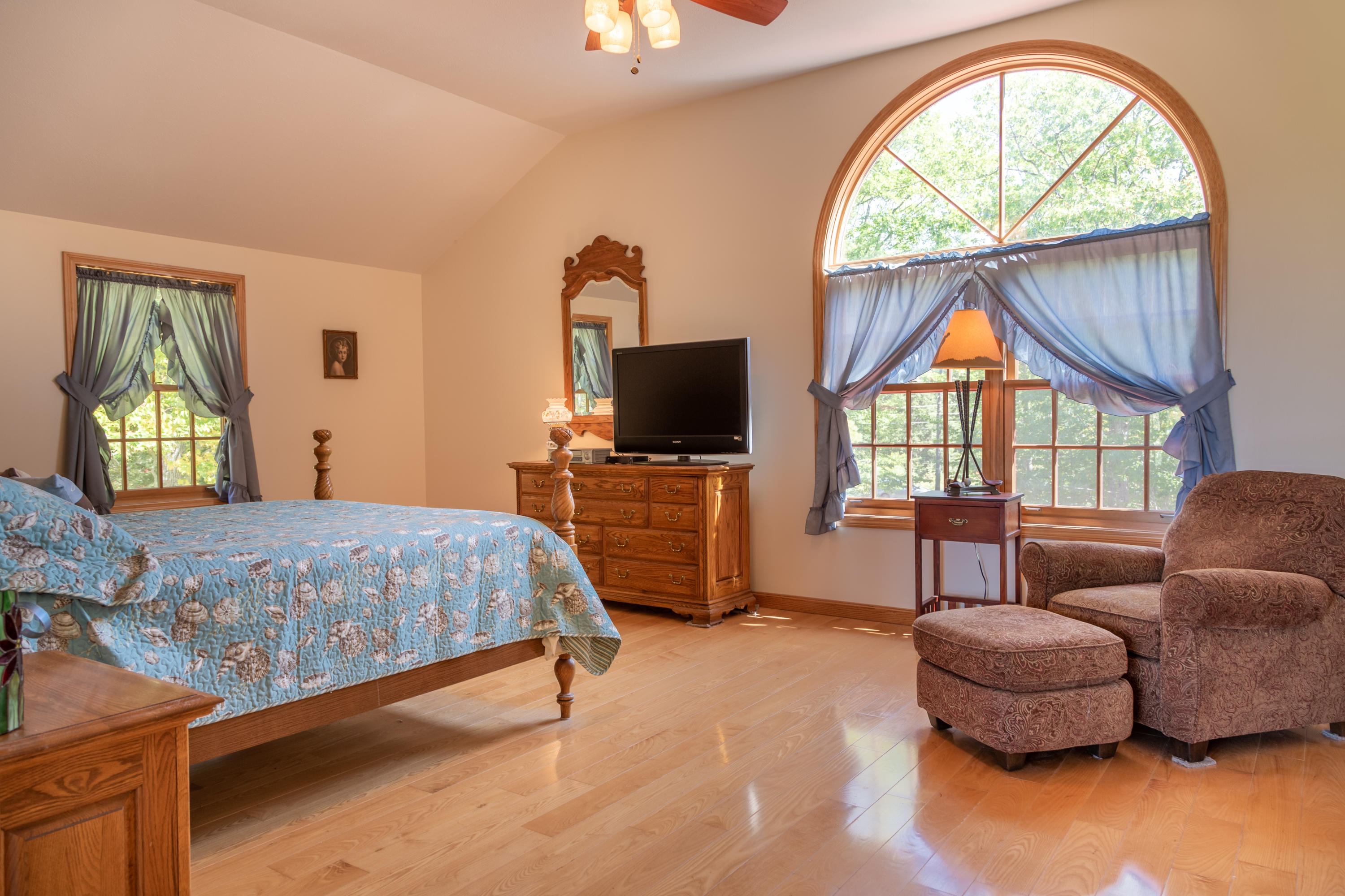 38 Prescott Ridge Bridgton, ME 04009 - Photo 17 of 50 Master Bedroom