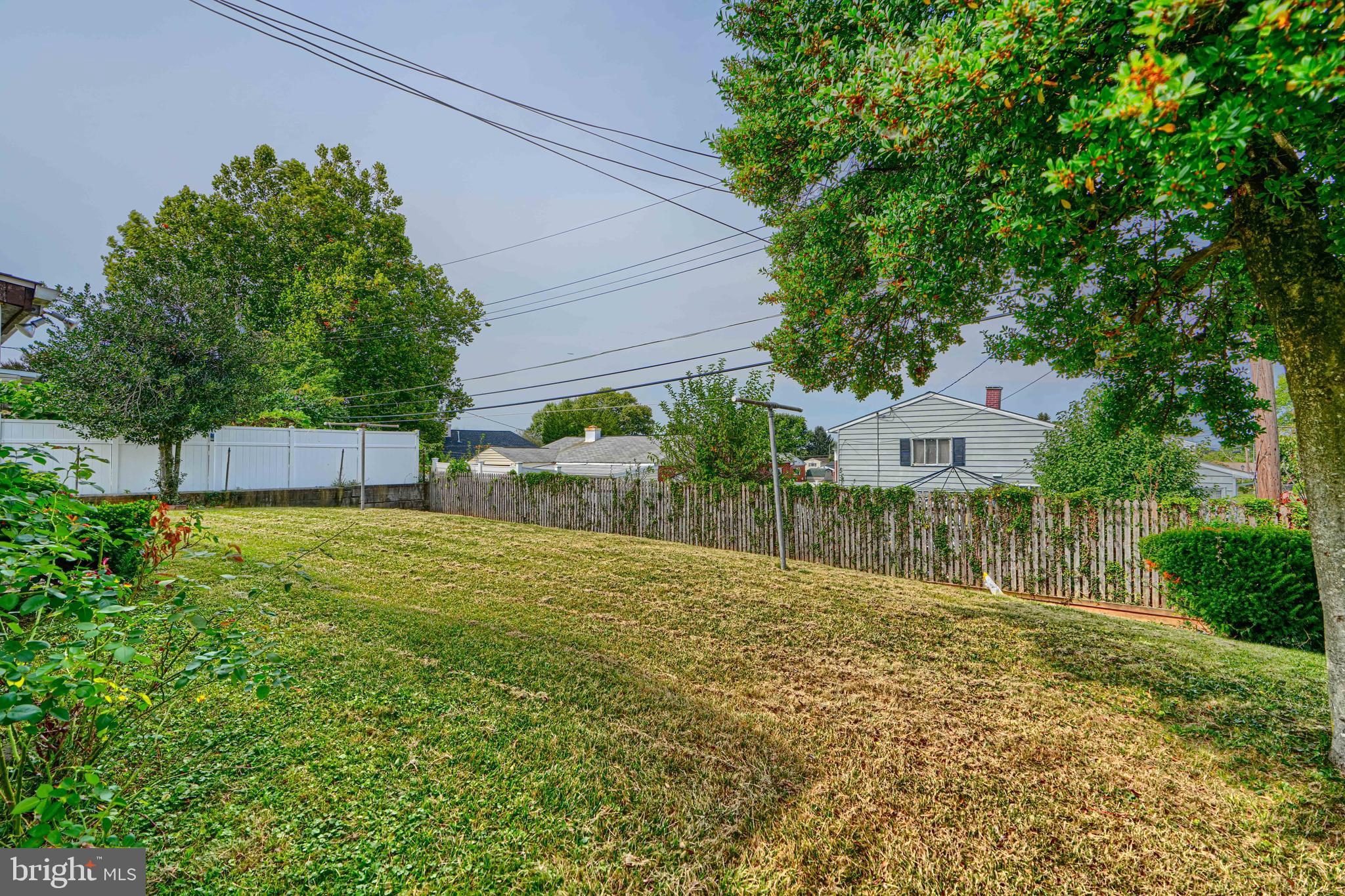 930 Sedgley Road Baltimore, MD 21228 - Photo 41 of 43