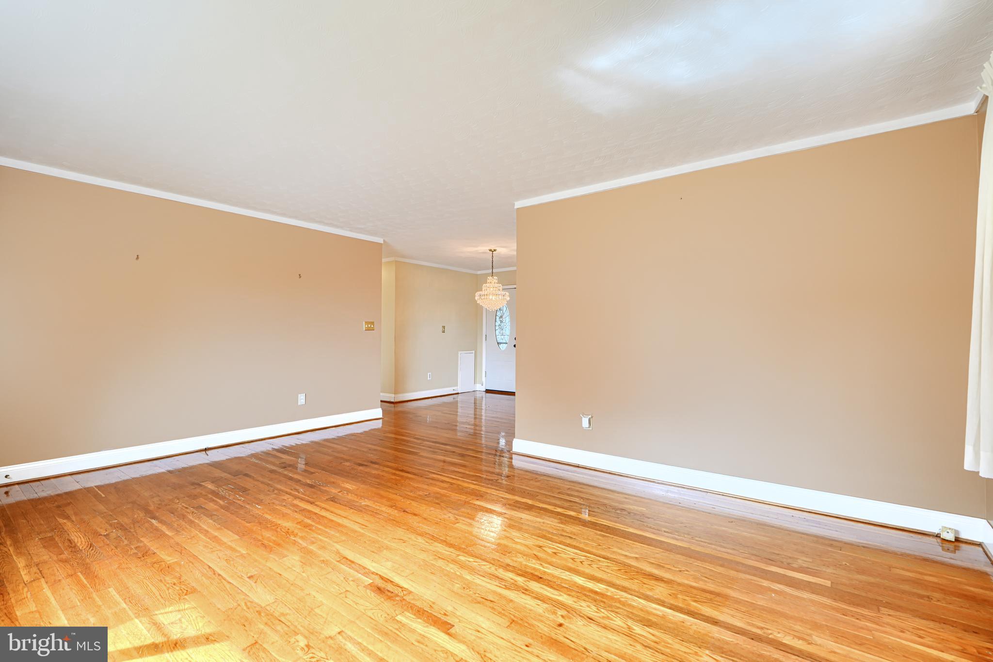 930 Sedgley Road Baltimore, MD 21228 - Photo 9 of 43 a view of an empty room