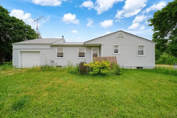 $179,900 | 4901 East Weston Road, Blissfield, MI 49228