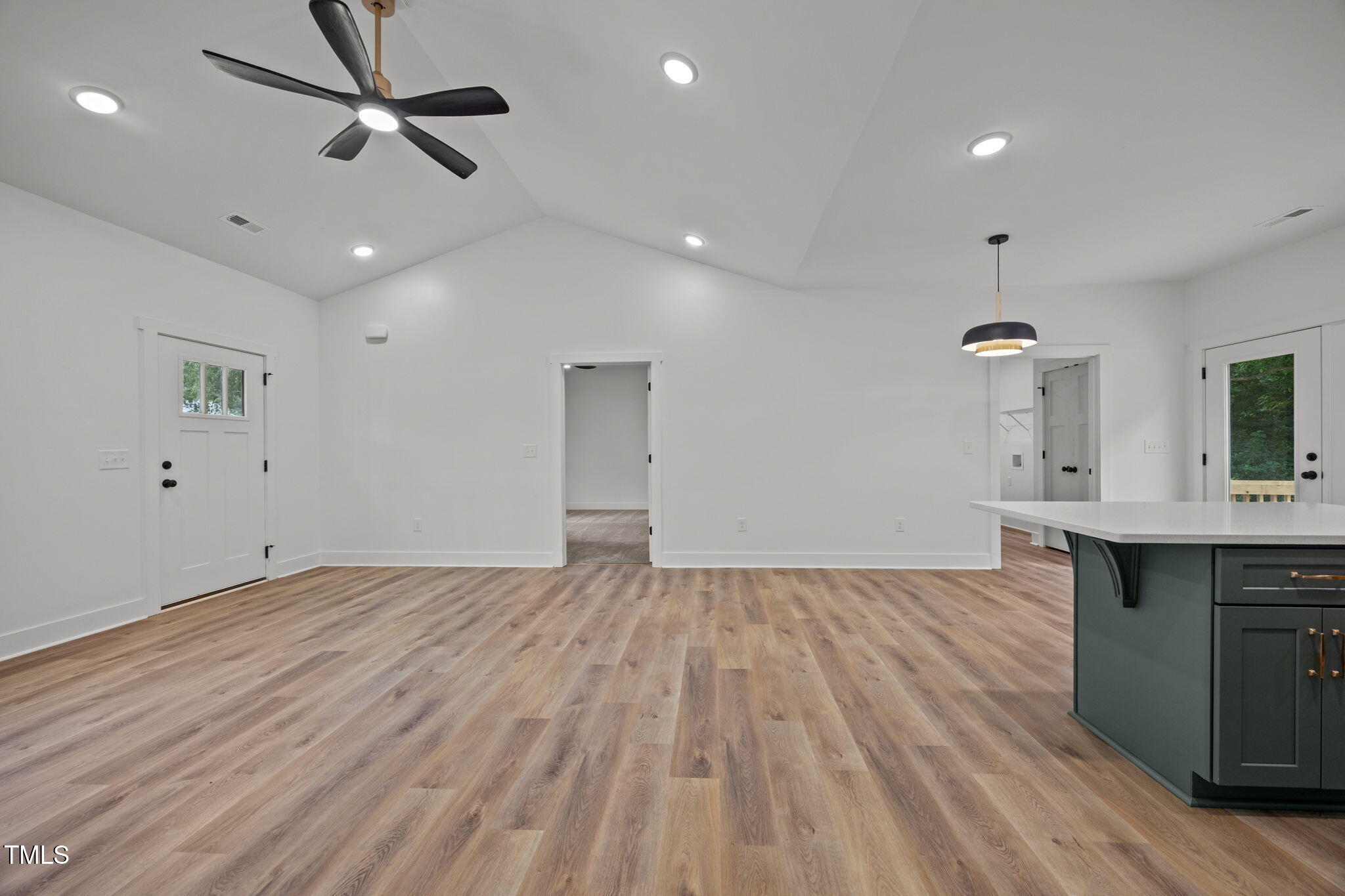 2230 Burch Bridge Road Burlington, NC 27217 - Photo 14 of 39 30-web-or-mls-IMG_6023