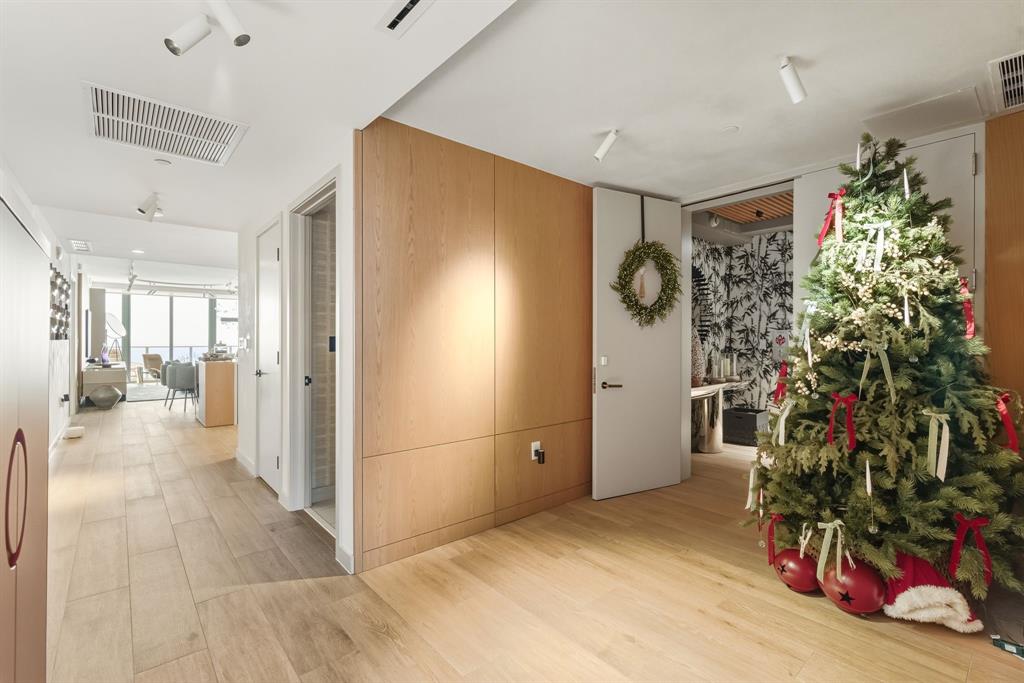 1116 North Ocean Boulevard, Unit 1506 Pompano Beach, FL 33062 - Photo 50 of 69 a view of entryway with livingroom