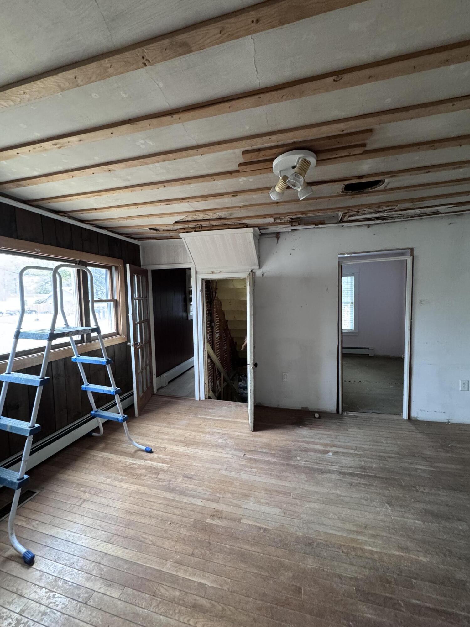 10 Davis Street Brunswick, ME 04011 - Photo 8 of 46 IMG_7383