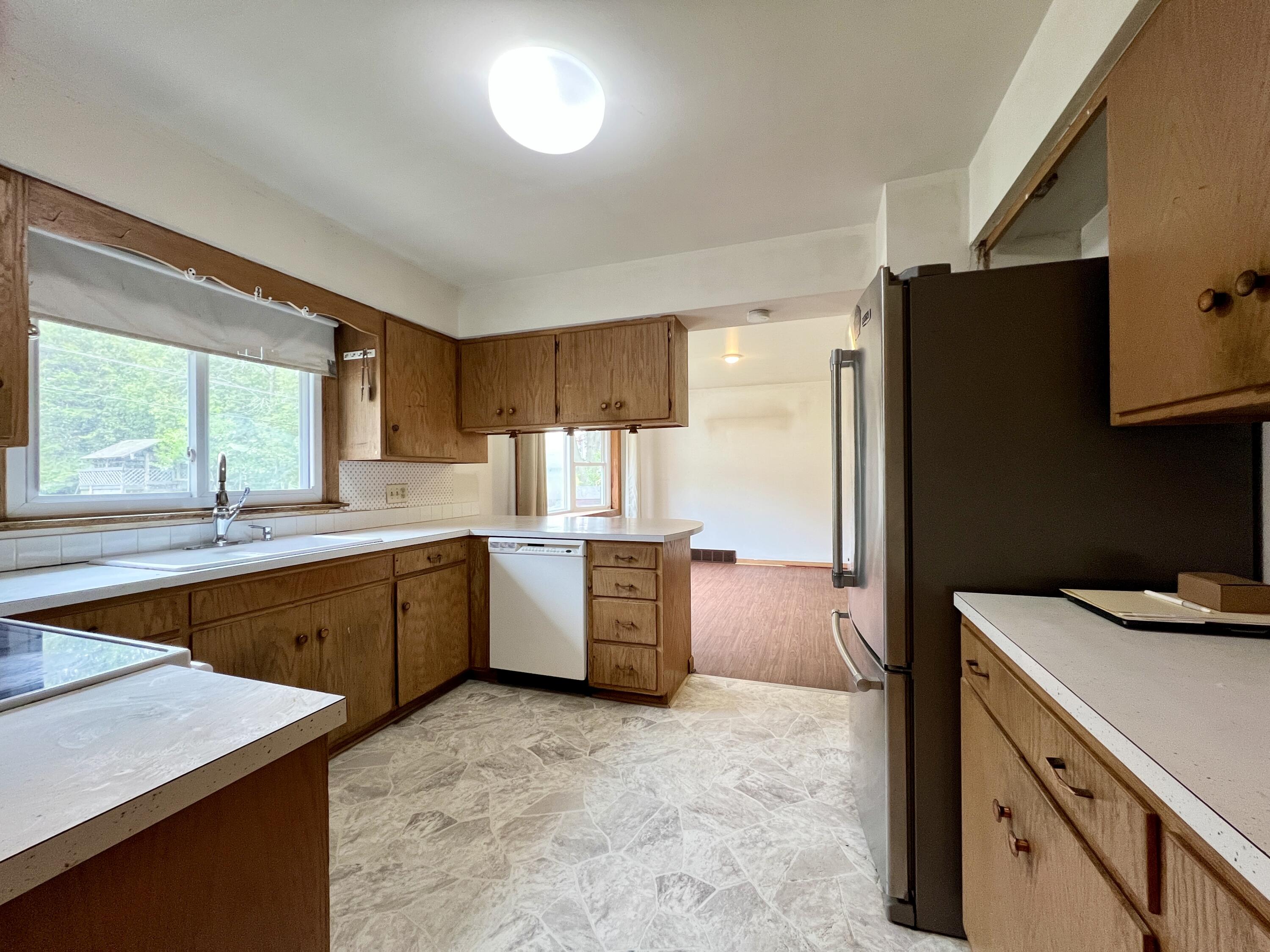 3205 North 10th Street Sheboygan, WI 53083 - Photo 15 of 51 2920906F-93BE-4850-8BBA-69EC96219040_1_2