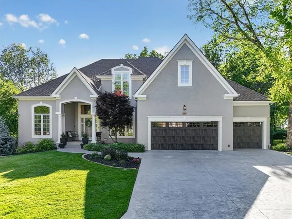 $969,900 | 9516 Cailler Drive, Lenexa, KS 66220