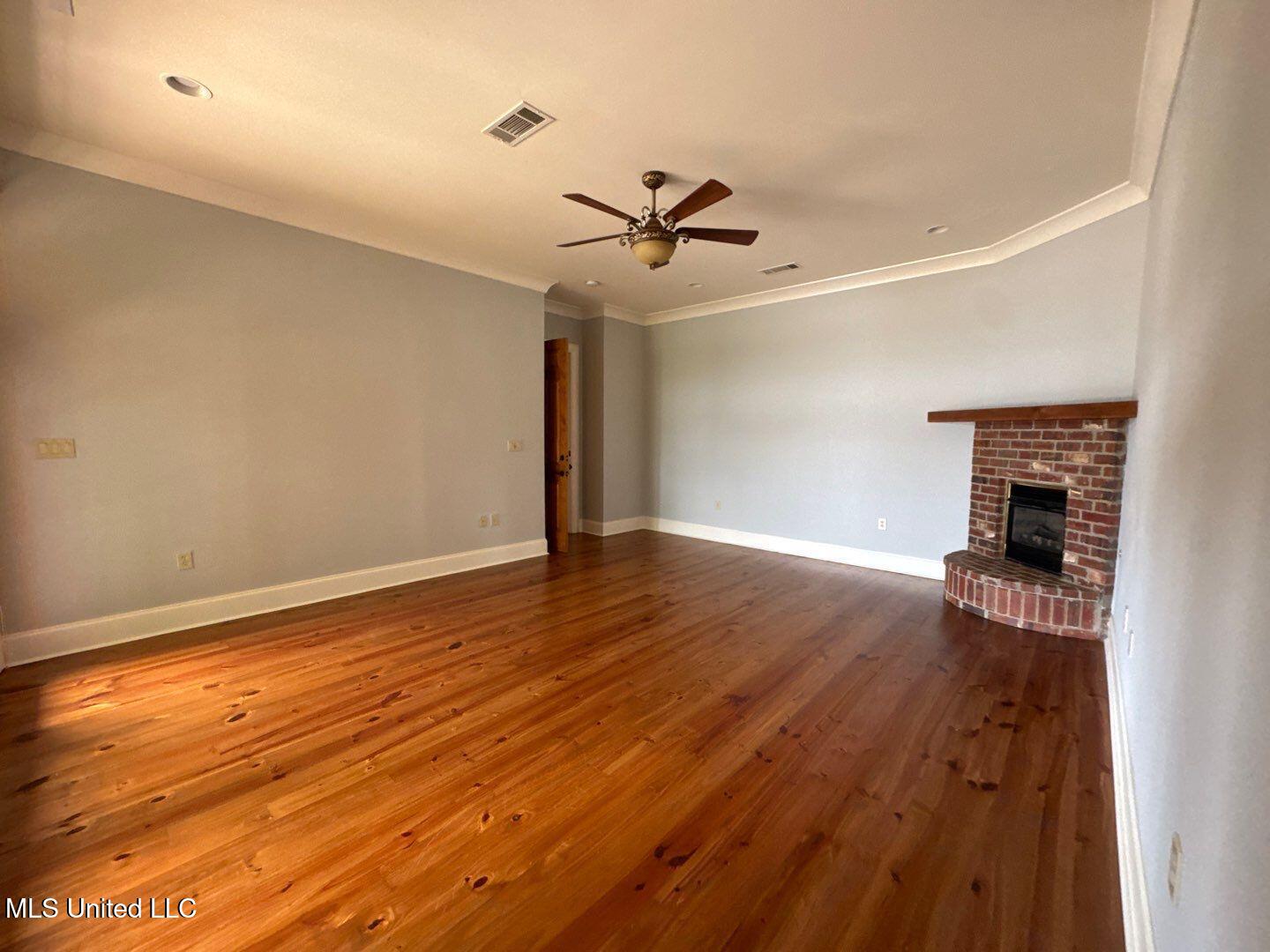 162 Lake Ridge Drive Madison, MS 39110 - Photo 13 of 46 73-Apr 23 2025 11_43am-vvL3