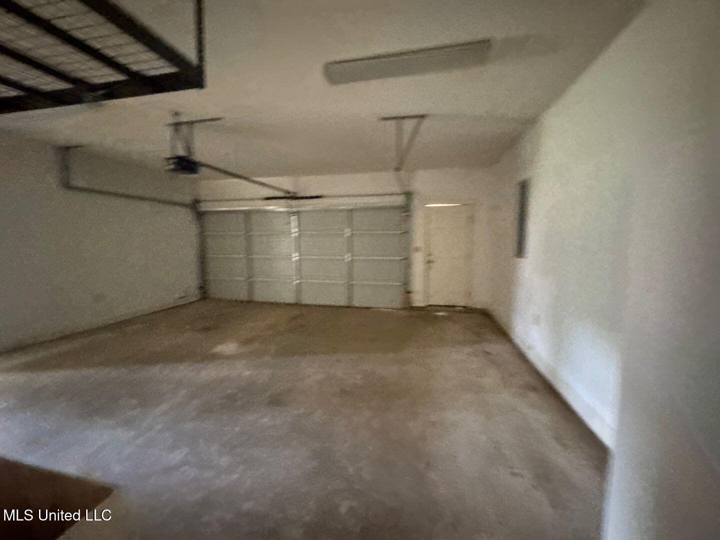 162 Lake Ridge Drive Madison, MS 39110 - Photo 14 of 46 78-Apr 23 2025 11_43am-pGKF