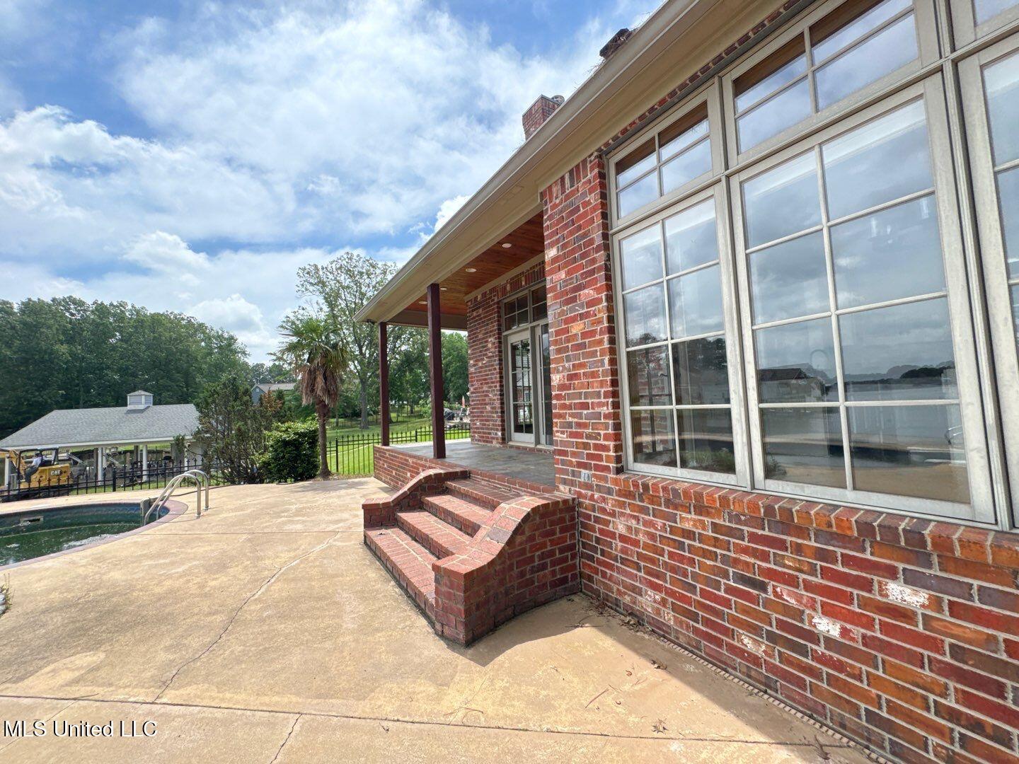 162 Lake Ridge Drive Madison, MS 39110 - Photo 34 of 46 189-Apr 23 2025 11_51am-x83w