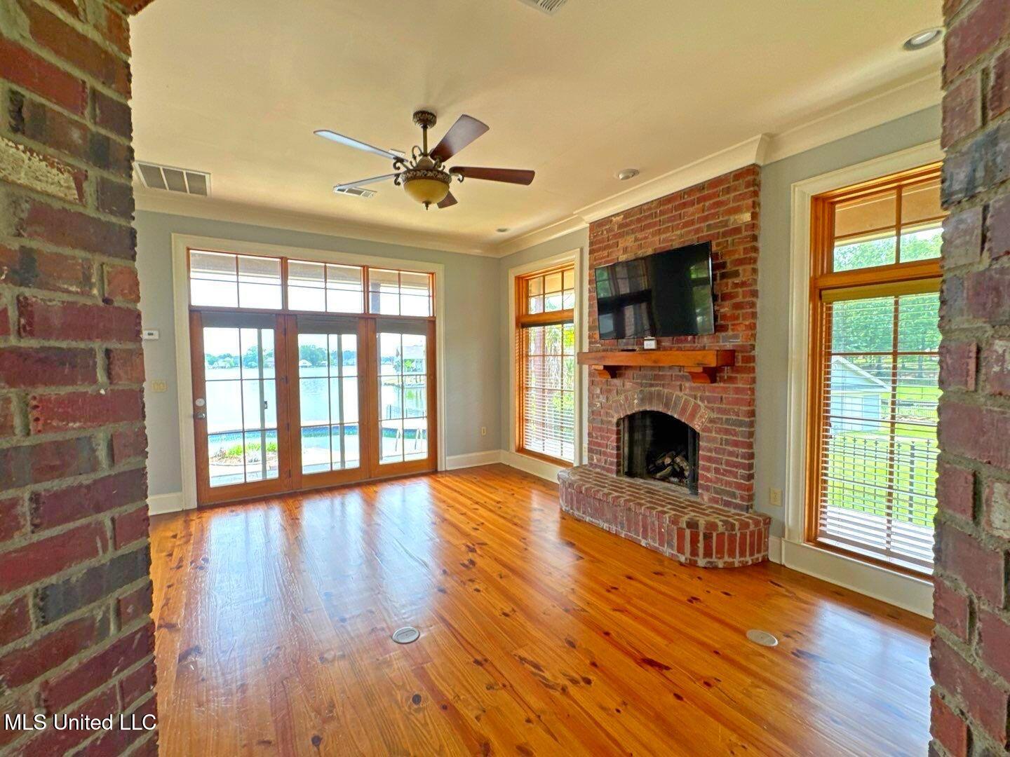 162 Lake Ridge Drive Madison, MS 39110 - Photo 9 of 46 23-Apr 23 2025 11_41am-vwoL