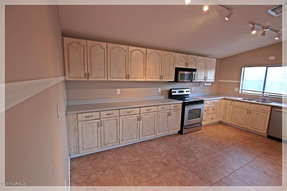 4580 East Rolling Ridge Road San Tan Valley, AZ 85140 - Photo 17 of 32 12.JPG