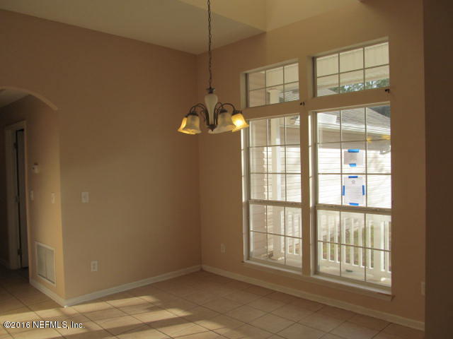 11552 Oaklawn Road Jacksonville, FL 32218 - Photo 4 of 15 Dining room