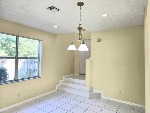 $3,900 | 160 Northwest 97th Terrace, Coral Springs, FL 33071
