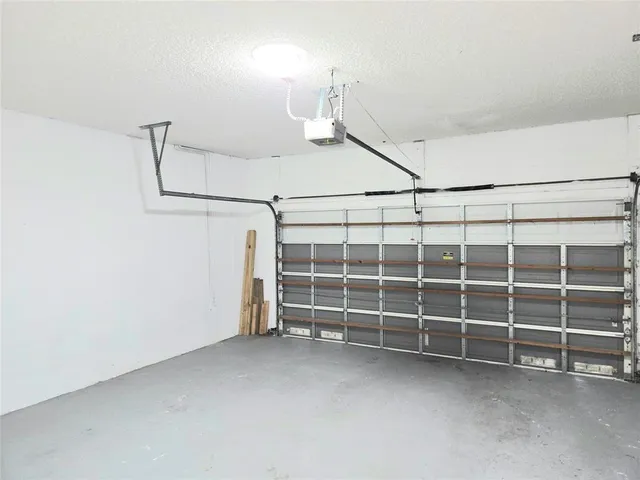 $3,900 | 160 Northwest 97th Terrace, Coral Springs, FL 33071