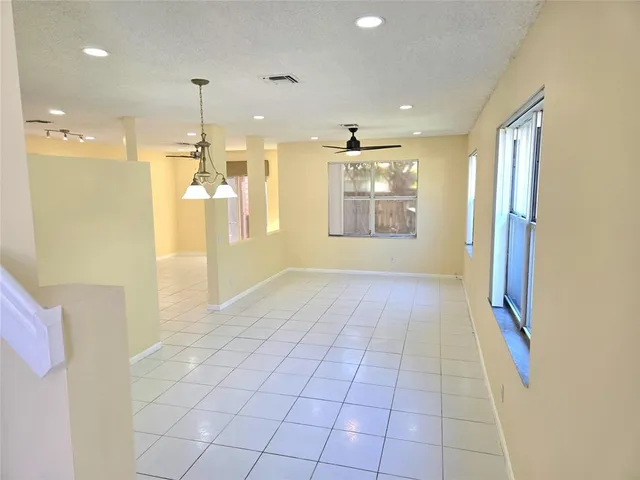 $3,900 | 160 Northwest 97th Terrace, Coral Springs, FL 33071