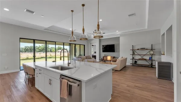 $649,000 | 13112 Wellspring Drive, Lithia, FL 33547