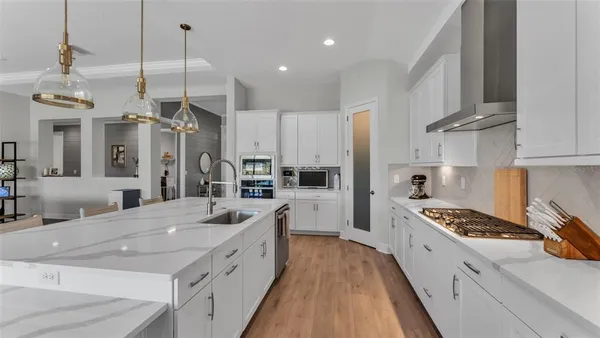 $649,000 | 13112 Wellspring Drive, Lithia, FL 33547