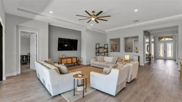 $649,000 | 13112 Wellspring Drive, Lithia, FL 33547