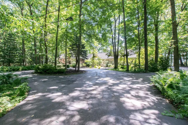 $1,675,000 | 6242 131st Street, Saugatuck, MI 49453