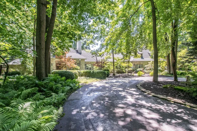$1,675,000 | 6242 131st Street, Saugatuck, MI 49453