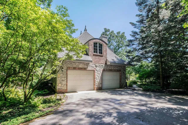 $1,675,000 | 6242 131st Street, Saugatuck, MI 49453