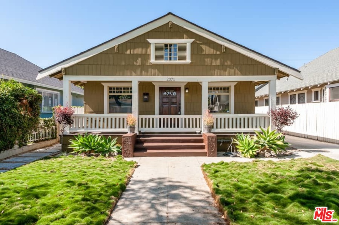 2371 West 30th Street Los Angeles, CA 90018 - Photo 2 of 26