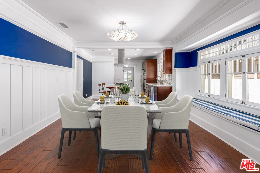 2371 West 30th Street Los Angeles, CA 90018 - Photo 11 of 26