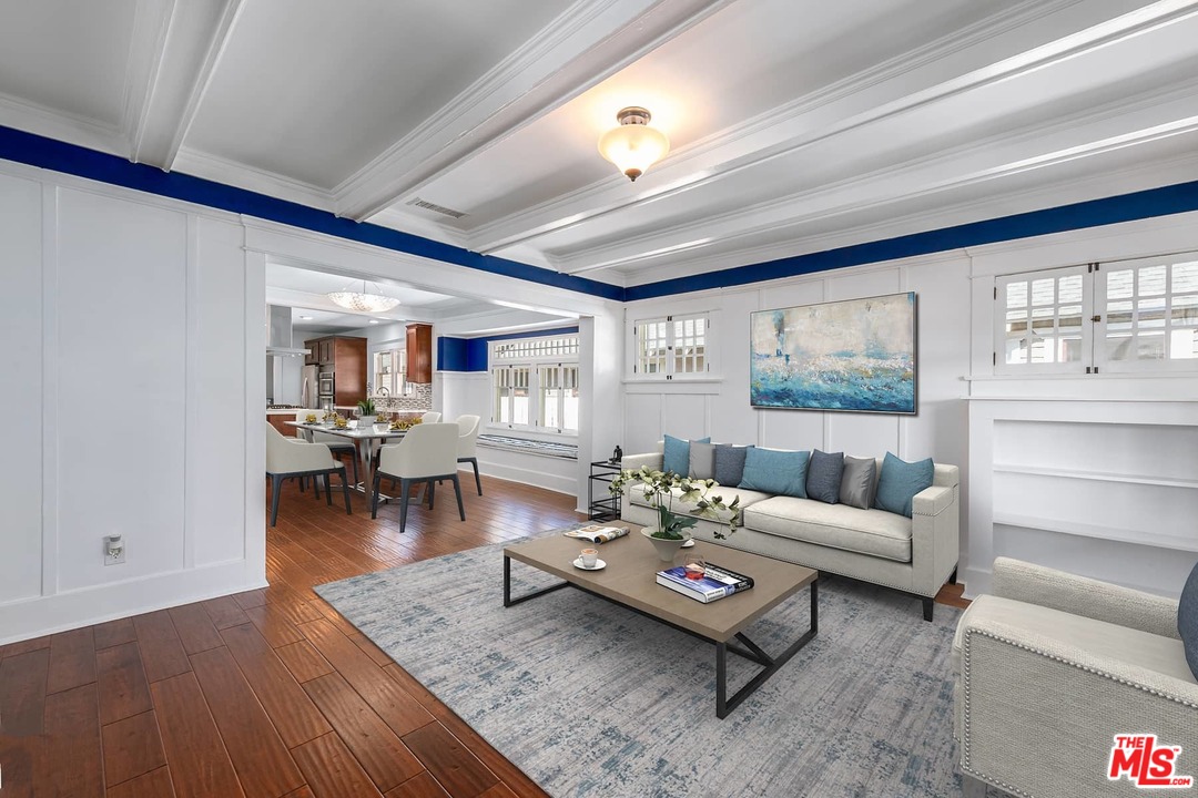 2371 West 30th Street Los Angeles, CA 90018 - Photo 5 of 26