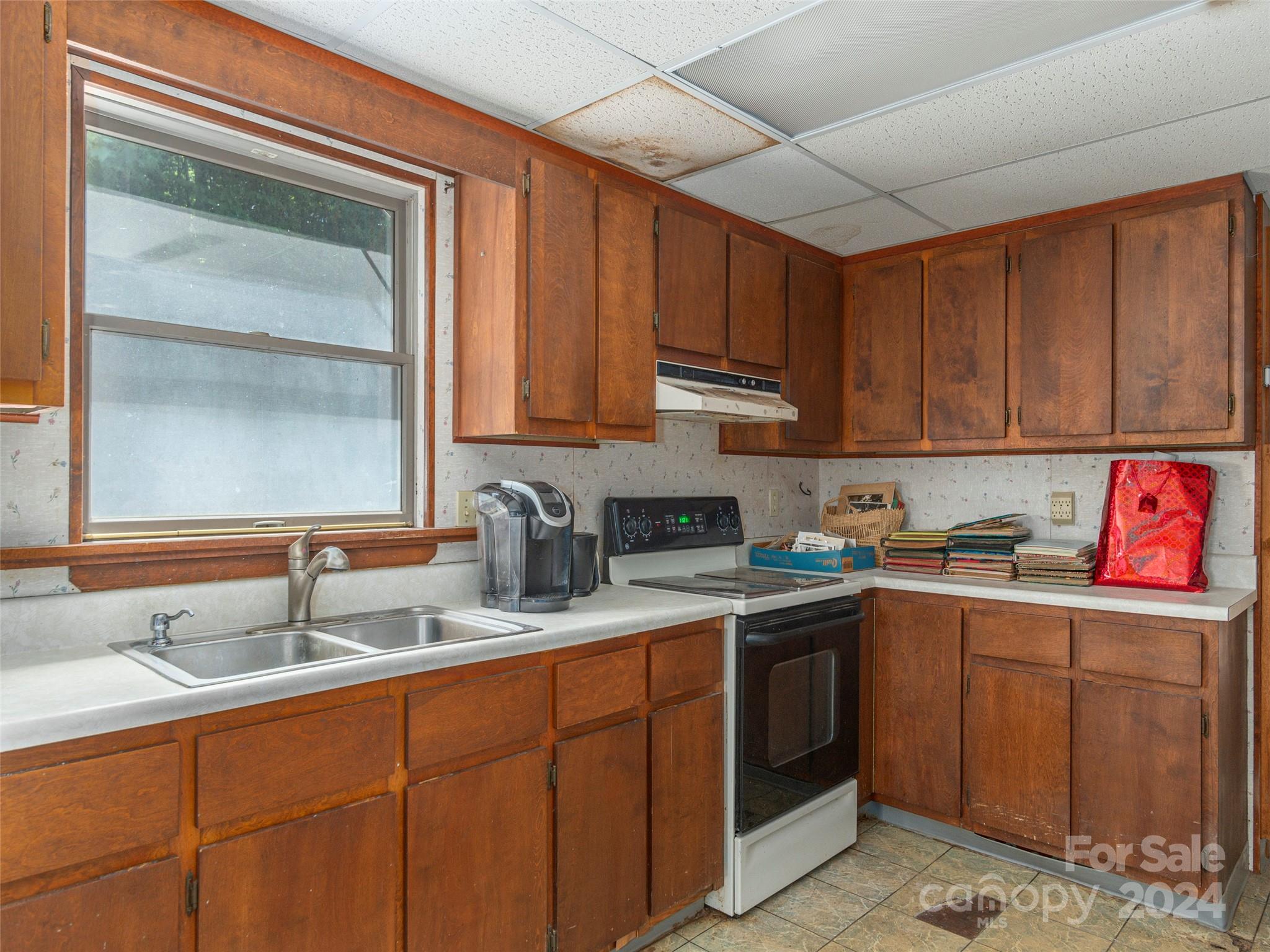 3543 White Oak Road Waynesville, NC 28785 - Photo 8 of 35 Gallery Image 8