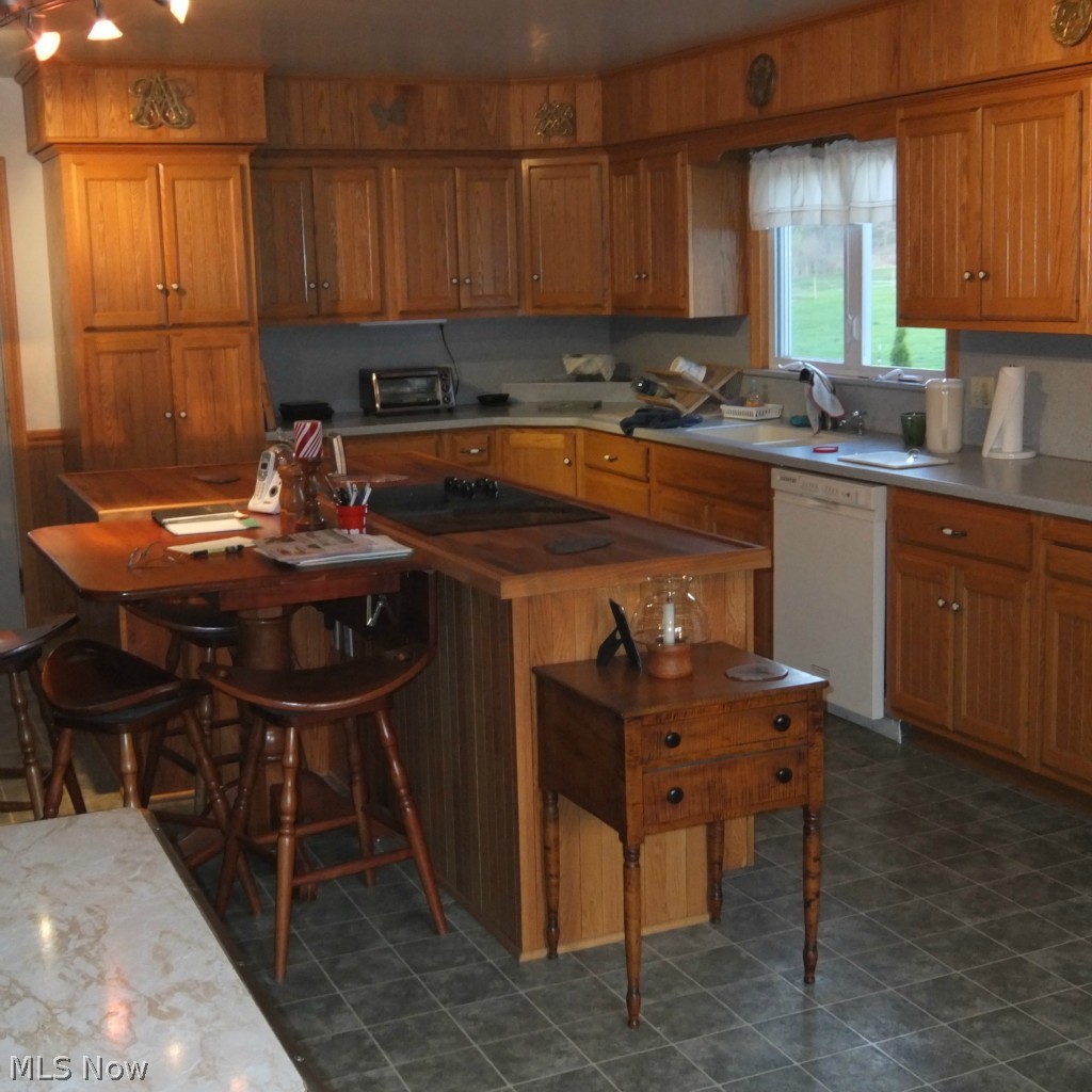 15195 Georgia Road Middlefield, OH 44062 - Photo 13 of 25 Gallery Image 13