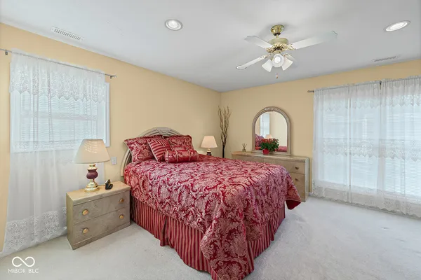 $349,900 | 301 East Sycamore Street, Attica, IN 47918