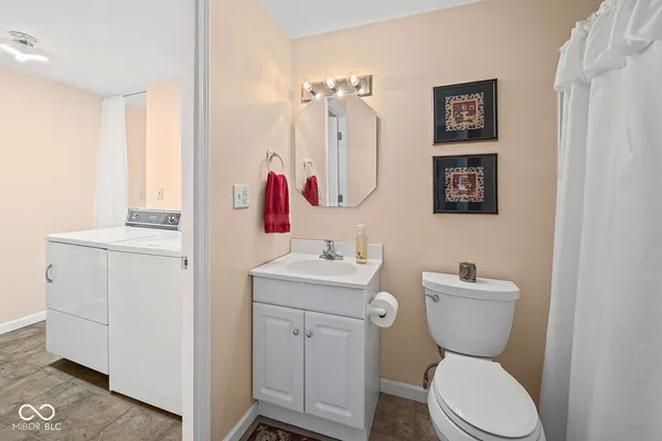 $349,900 | 301 East Sycamore Street, Attica, IN 47918