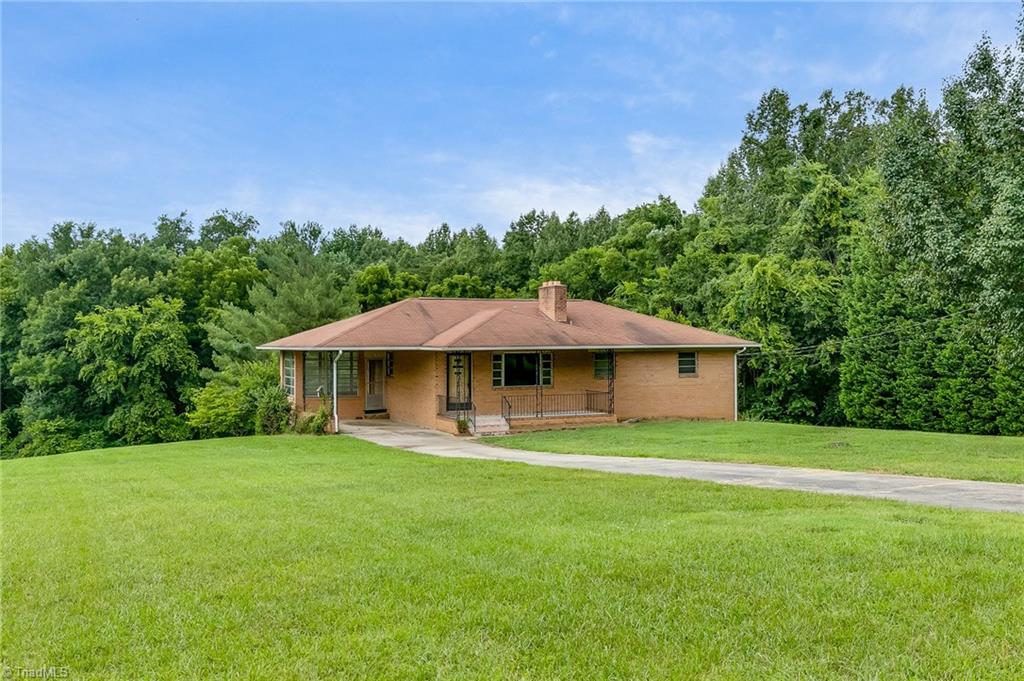 2015 Hickswood Road High Point, NC 27265 - Photo 21 of 24