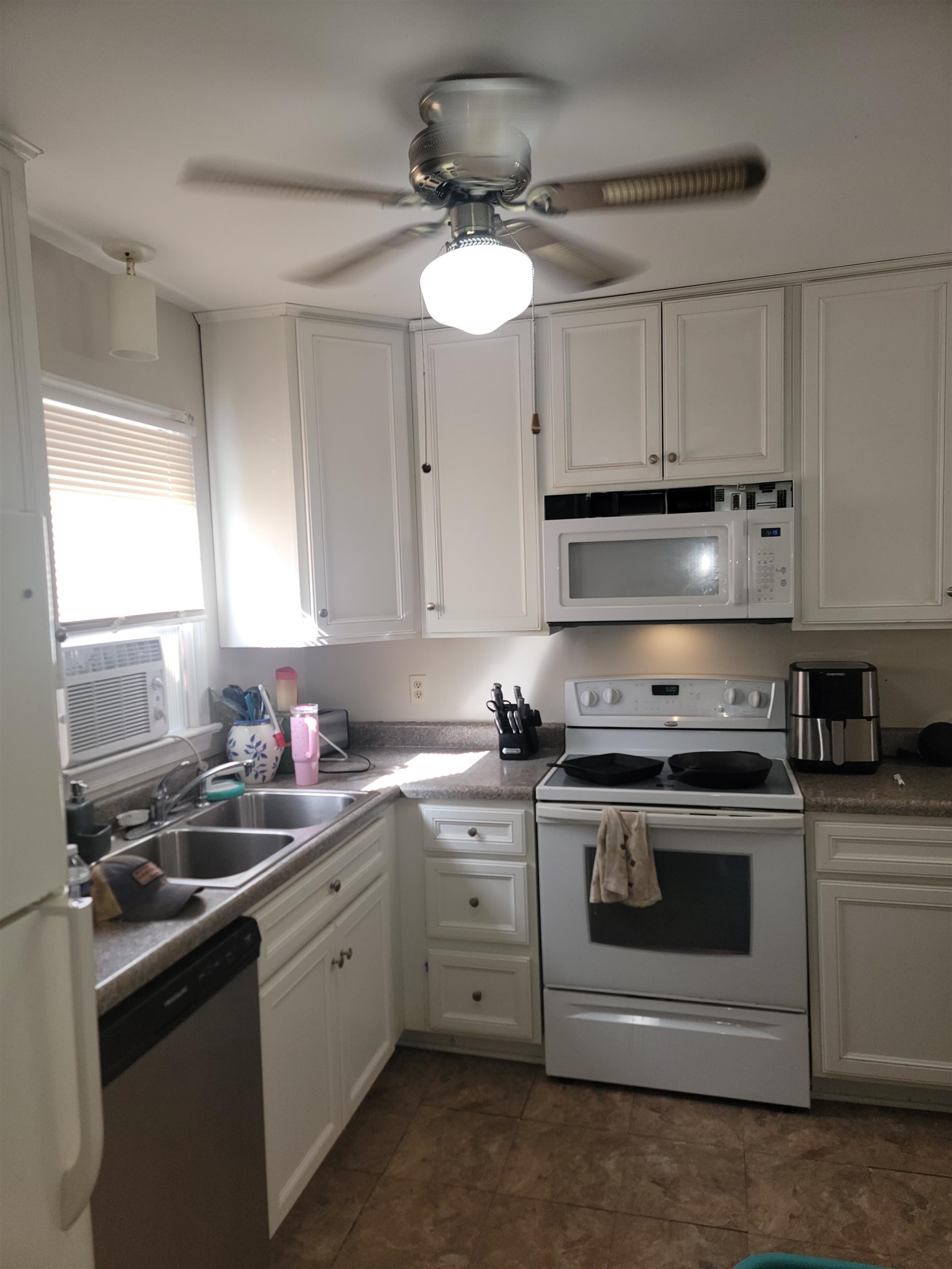 700 Rife Road, Unit 9F Waynesboro, VA 22980 - Photo 5 of 24