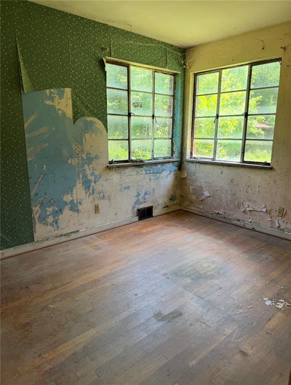 3641 Green Garden Road Aliquippa, PA 15001 - Photo 14 of 20 Second Bedroom