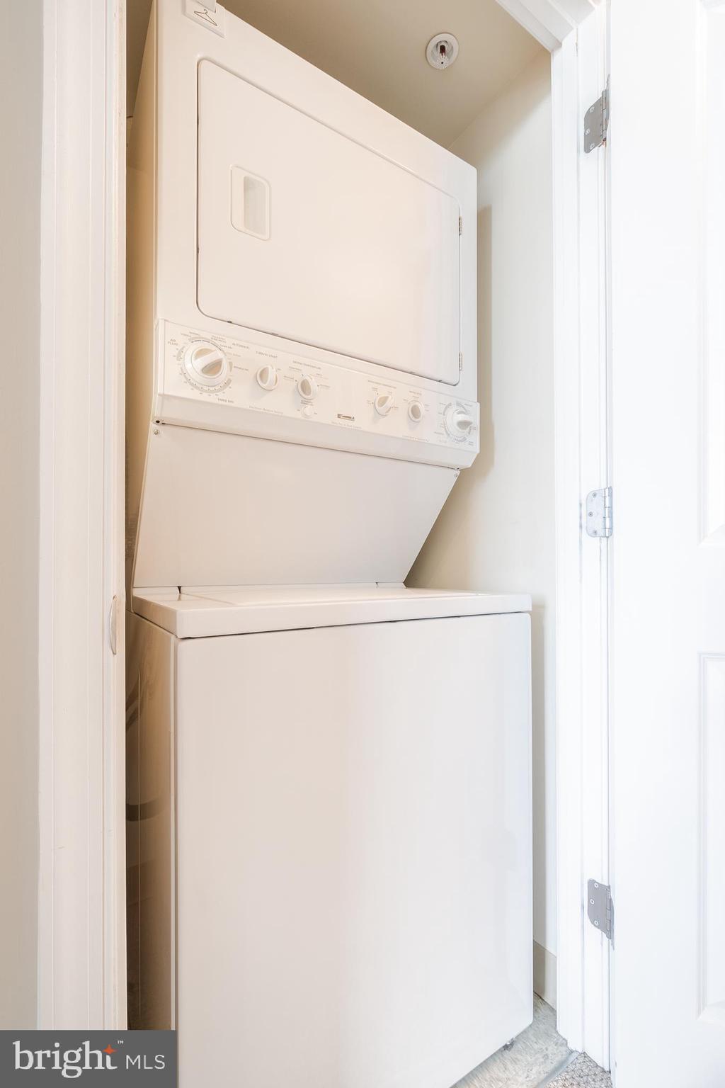 851 North Glebe Road, Unit 1503 Arlington, VA 22203 - Photo 31 of 40