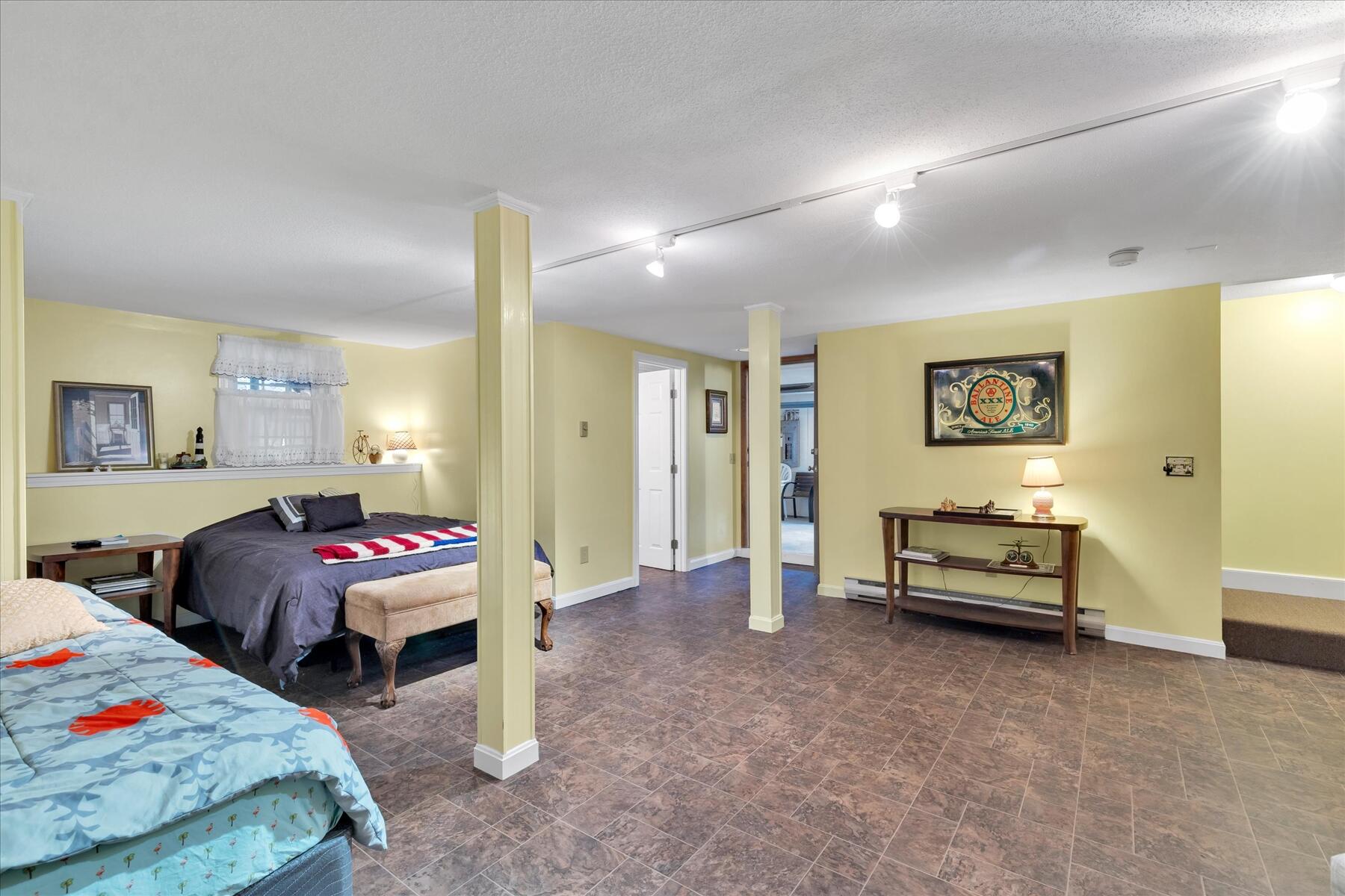 46 Chase Road East Sandwich, MA 02537 - Photo 14 of 30 14