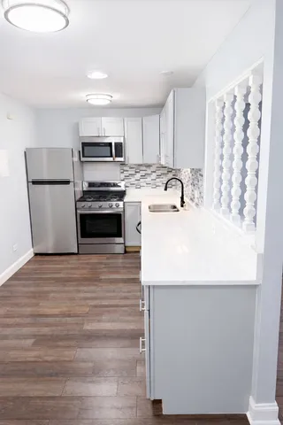 $749,999 | 5749 Circle Drive, Oak Lawn, IL 60453