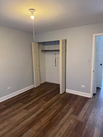 $749,999 | 5749 Circle Drive, Oak Lawn, IL 60453