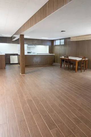 $749,999 | 5749 Circle Drive, Oak Lawn, IL 60453