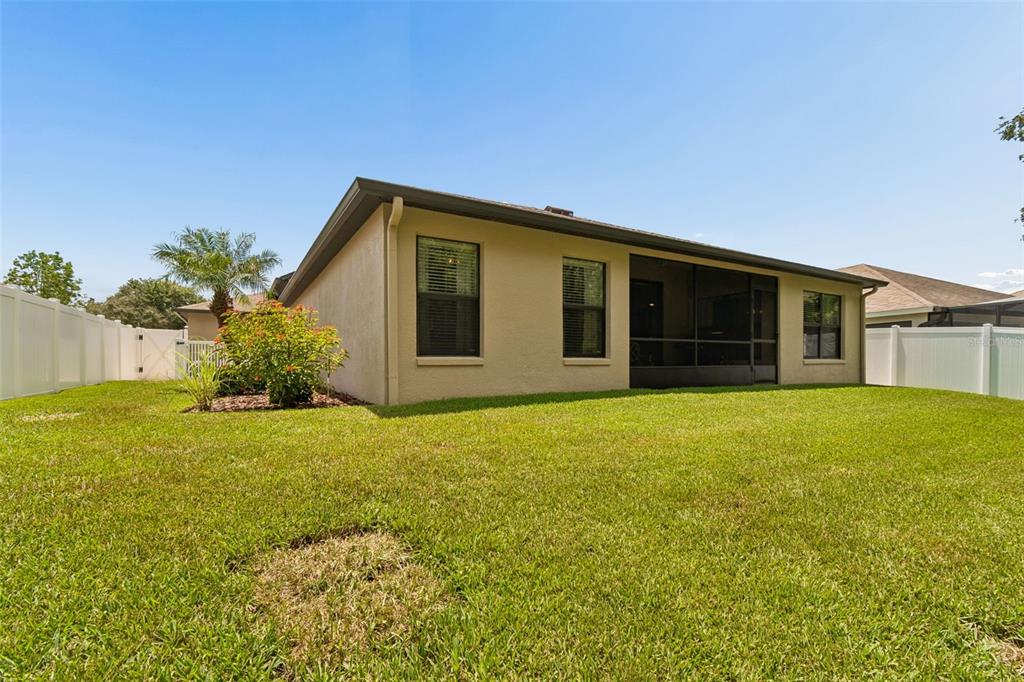6601 Sparkling Way Wesley Chapel, FL 33545 - Photo 42 of 51