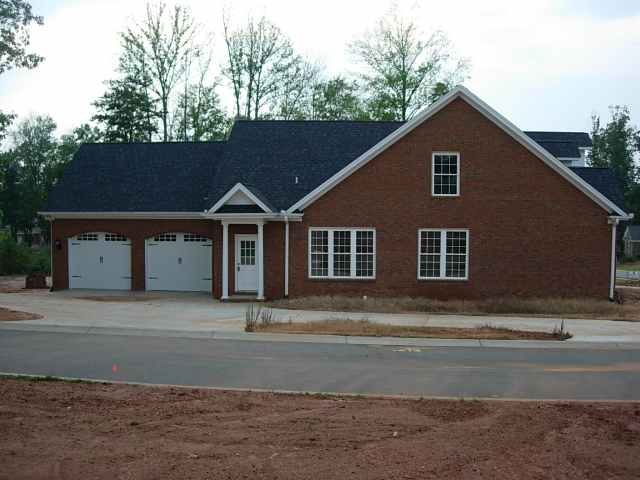 206 Middle Brooke Drive Anderson, SC 29621 - Photo 2 of 9